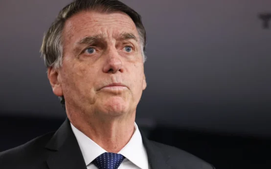 Bolsonaro completa uma semana em prisão domiciliar neste Dia dos Pais