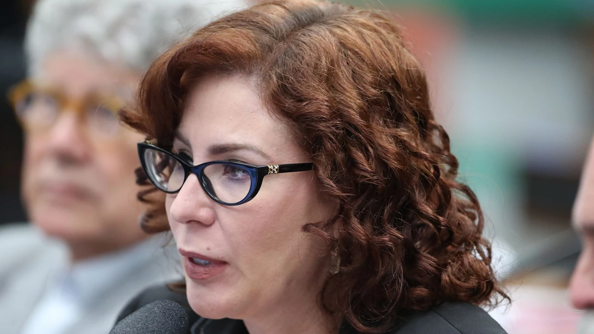 defesa-de-zambelli-apresentara-laudo-medico-para-justificar-saida-da-prisao