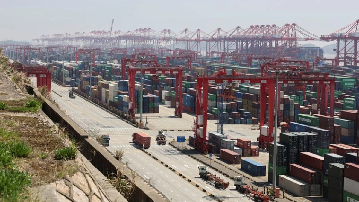 Tarifas de Trump ameaçam cadeias de suprimentos na Ásia; entenda