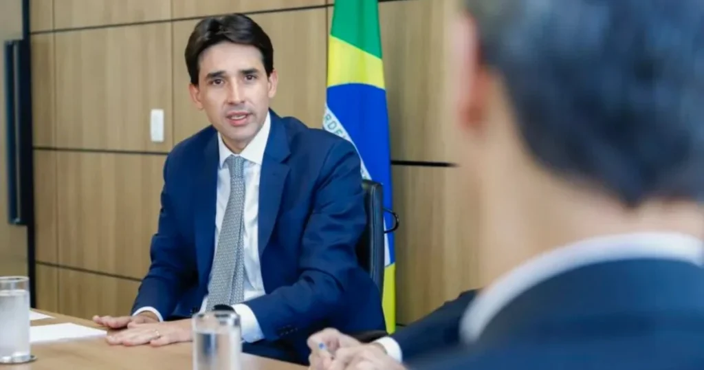 Silvio Costa Filho confirma saída do governo para se candidatar ao Senado