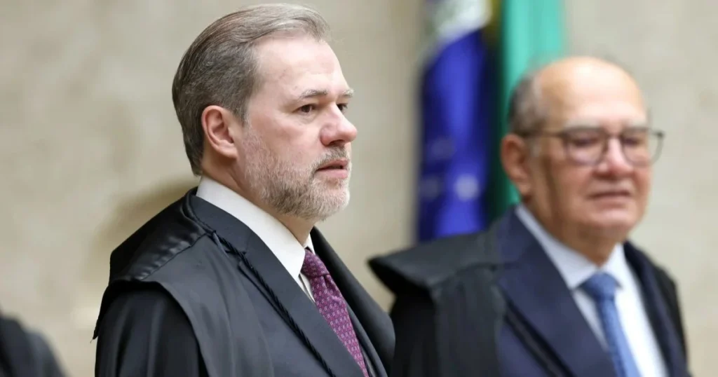 Toffoli manda PF manter aparelhos apreendidos carregados e fora da internet