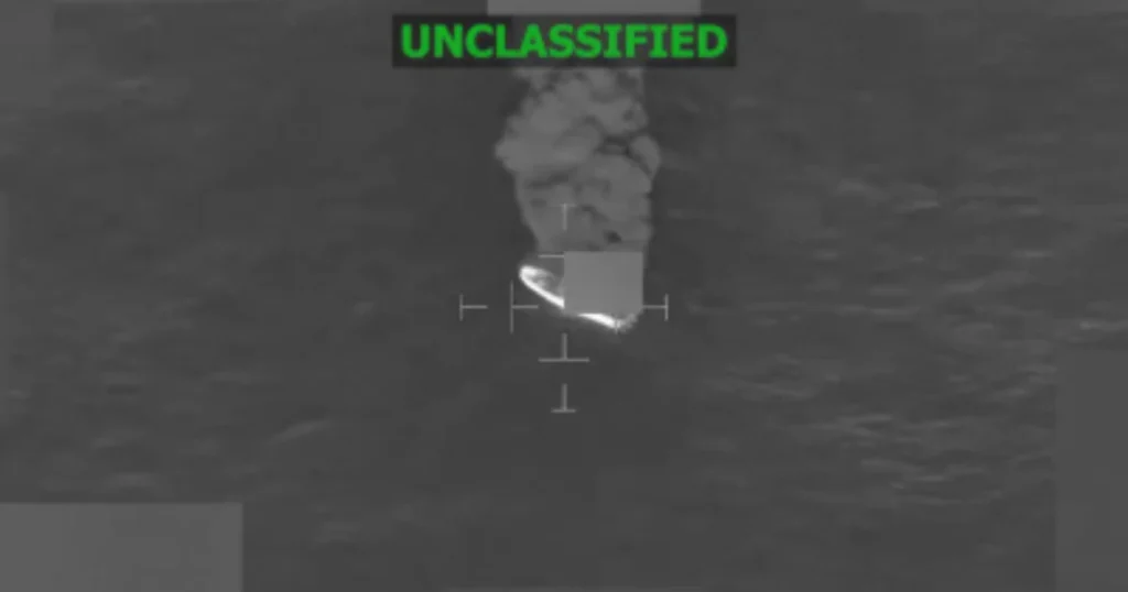 Ataque dos EUA a embarcação no Pacífico deixa dois mortos