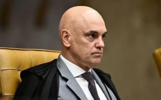 Moraes dá 5 dias para defesa de Bolsonaro e PGR se manifestarem sobre laudo